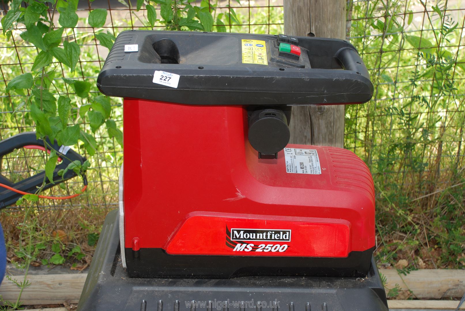 A Mountfield MS2500 Shredder. - Image 2 of 3