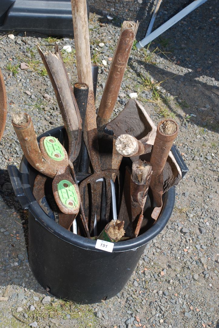 A quantity of garden tools - stainless steel forks, shovels, spades, etc, all lacking handles. - Image 2 of 2