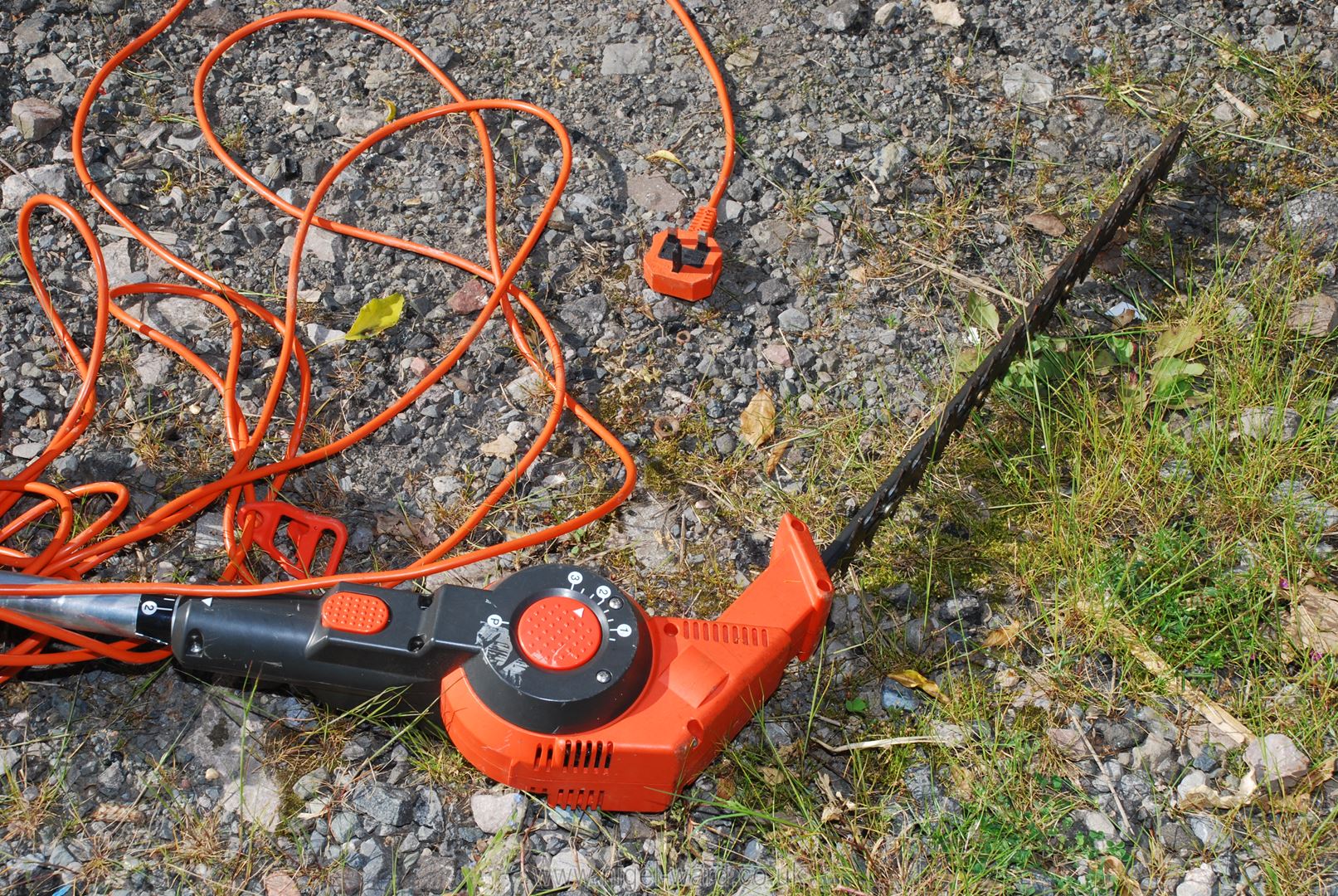 A 'Gardena THS400' Hedge trimmer with adjustable head. - Image 2 of 2