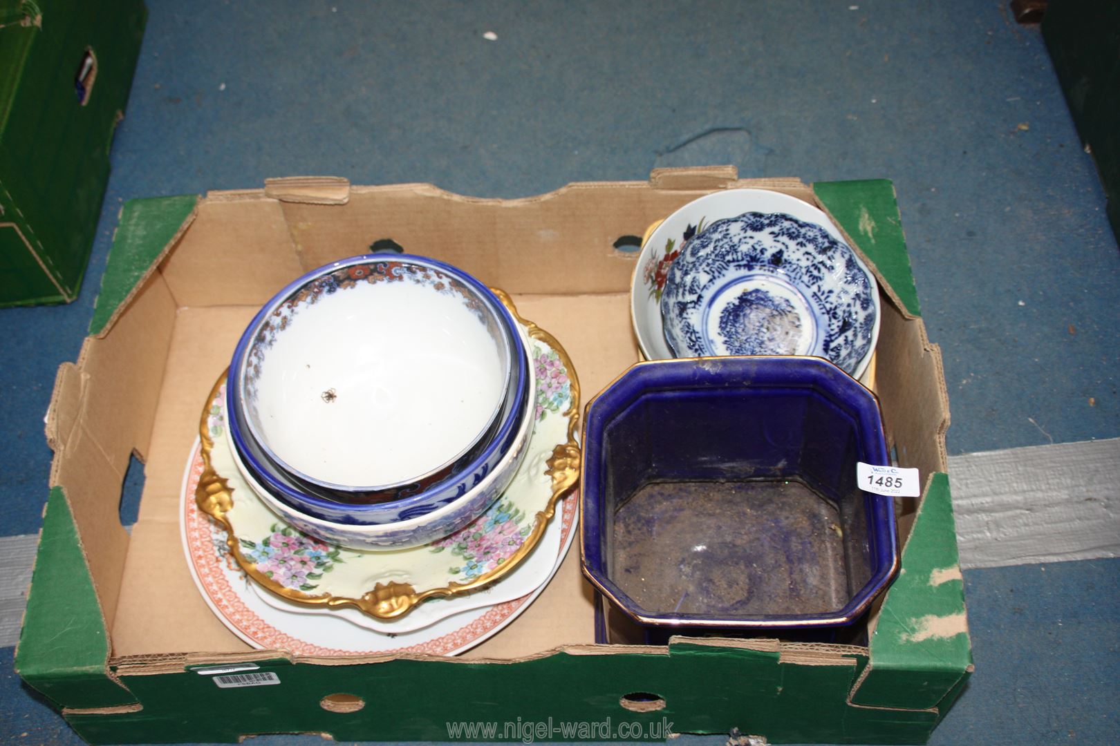 A quantity of china including Rosenthal comport, Wedgwood, Ridgway and oriental bowls,
