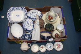 A quantity of china including Czech Slovakia Teaset, Mexican porcelain figure 'Dalia',