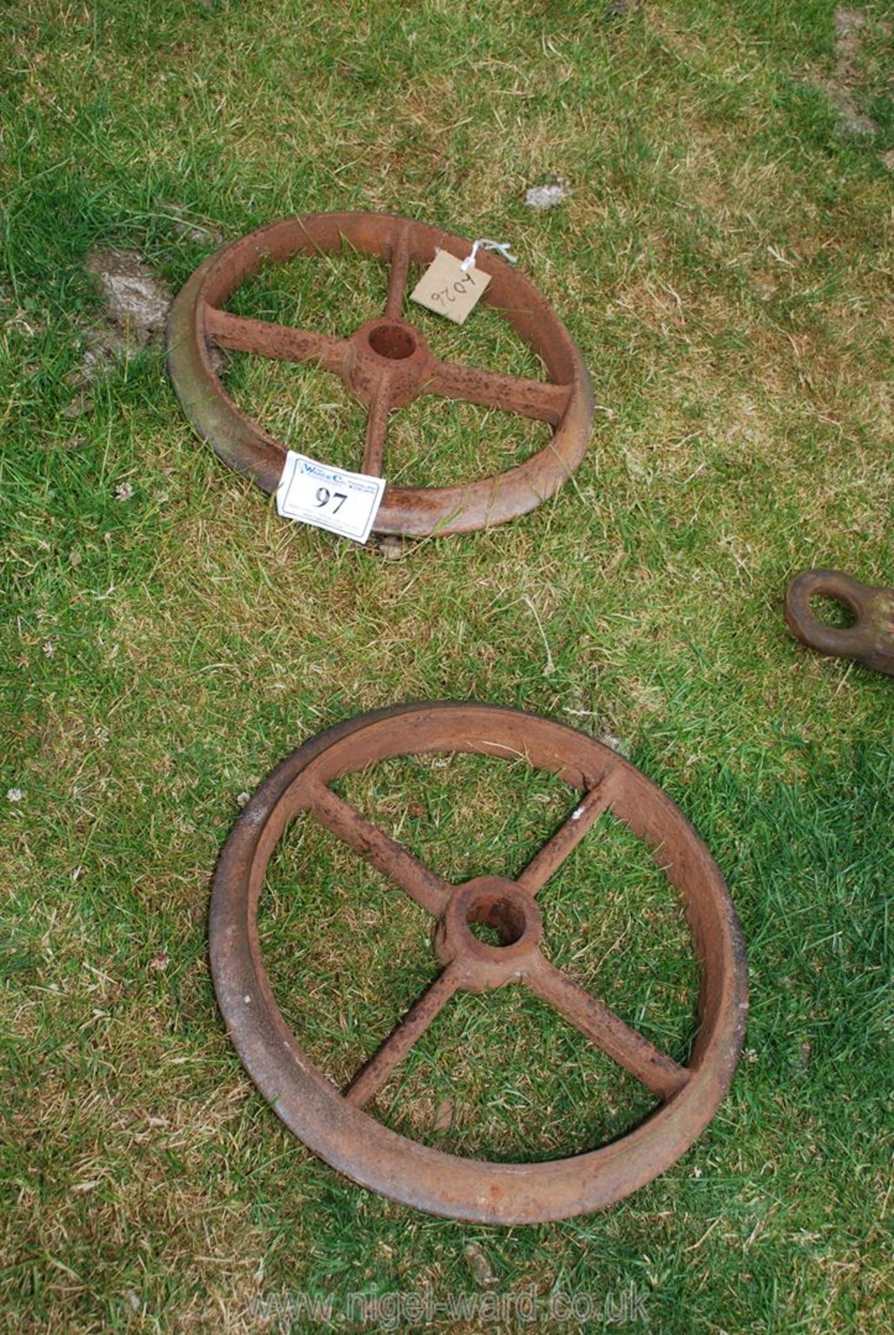 A pair of Cambridge roll rings.