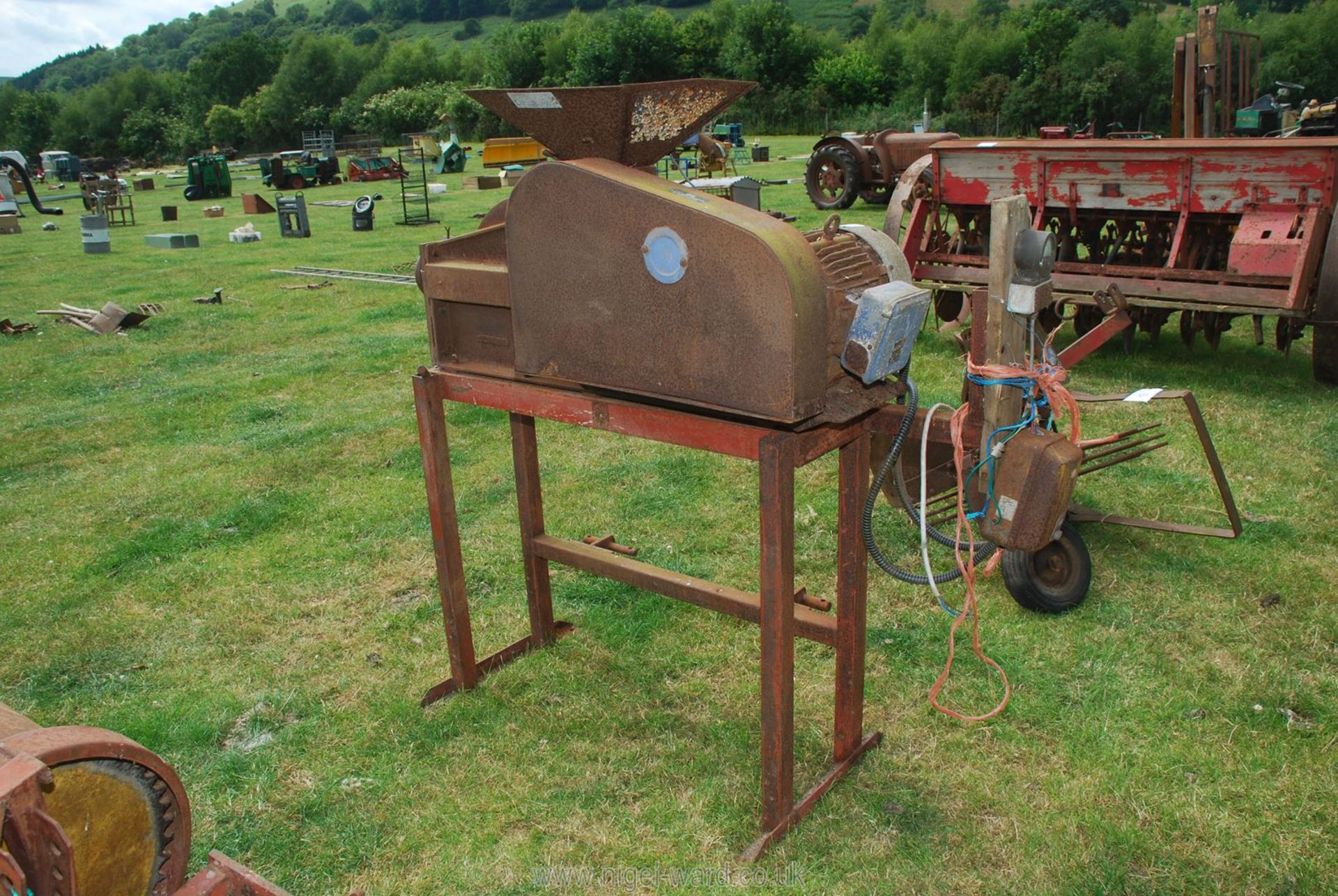 A Bentall roller mill on steel stand - Image 2 of 3