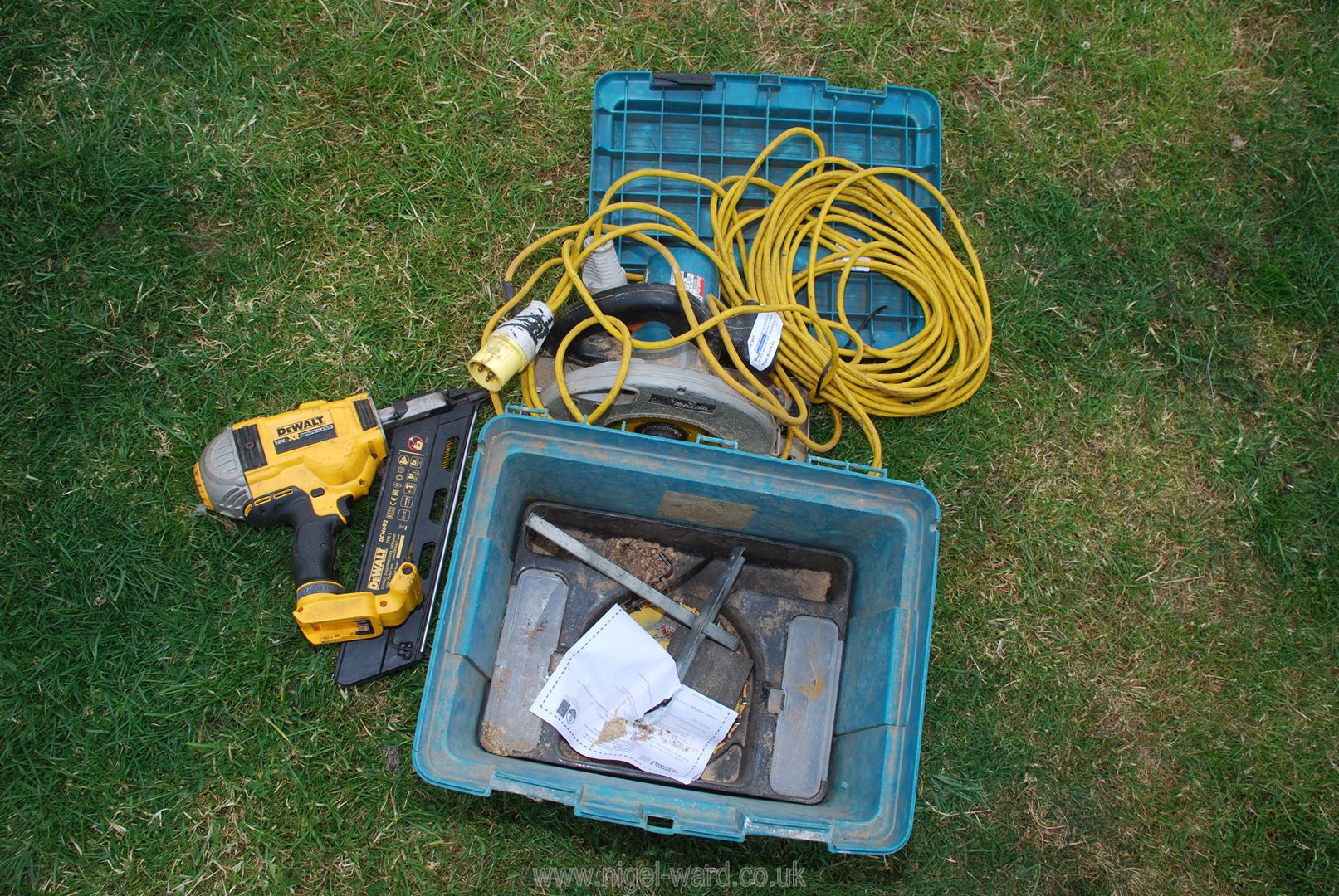 A Makita Ripsaw with extension lead and DeWalt Nail Gun, (no battery).