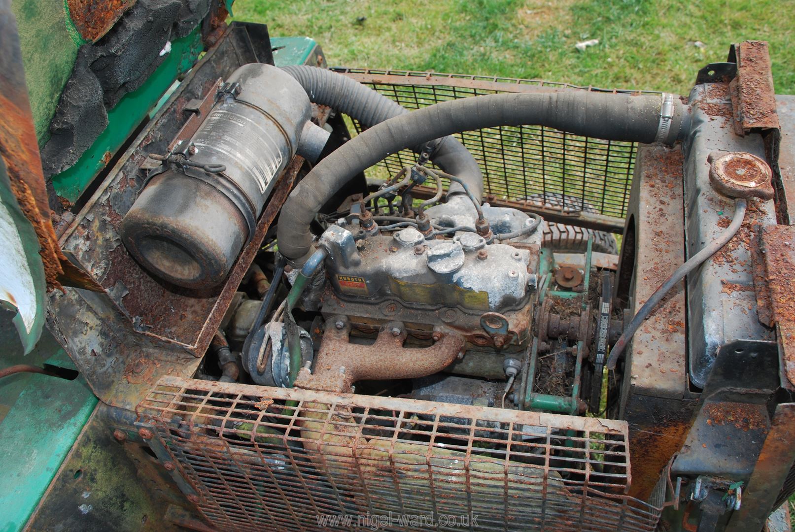 Ransomes triple lawn mower (Kubota engine understood to be good, hydraulics require attention). - Image 4 of 4