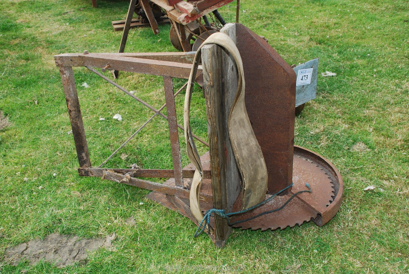 A Ferguson saw bench and belt. - Image 2 of 2