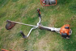 Stihl FS 460C strimmer (trimmer head missing), Ran at time of lotting.
