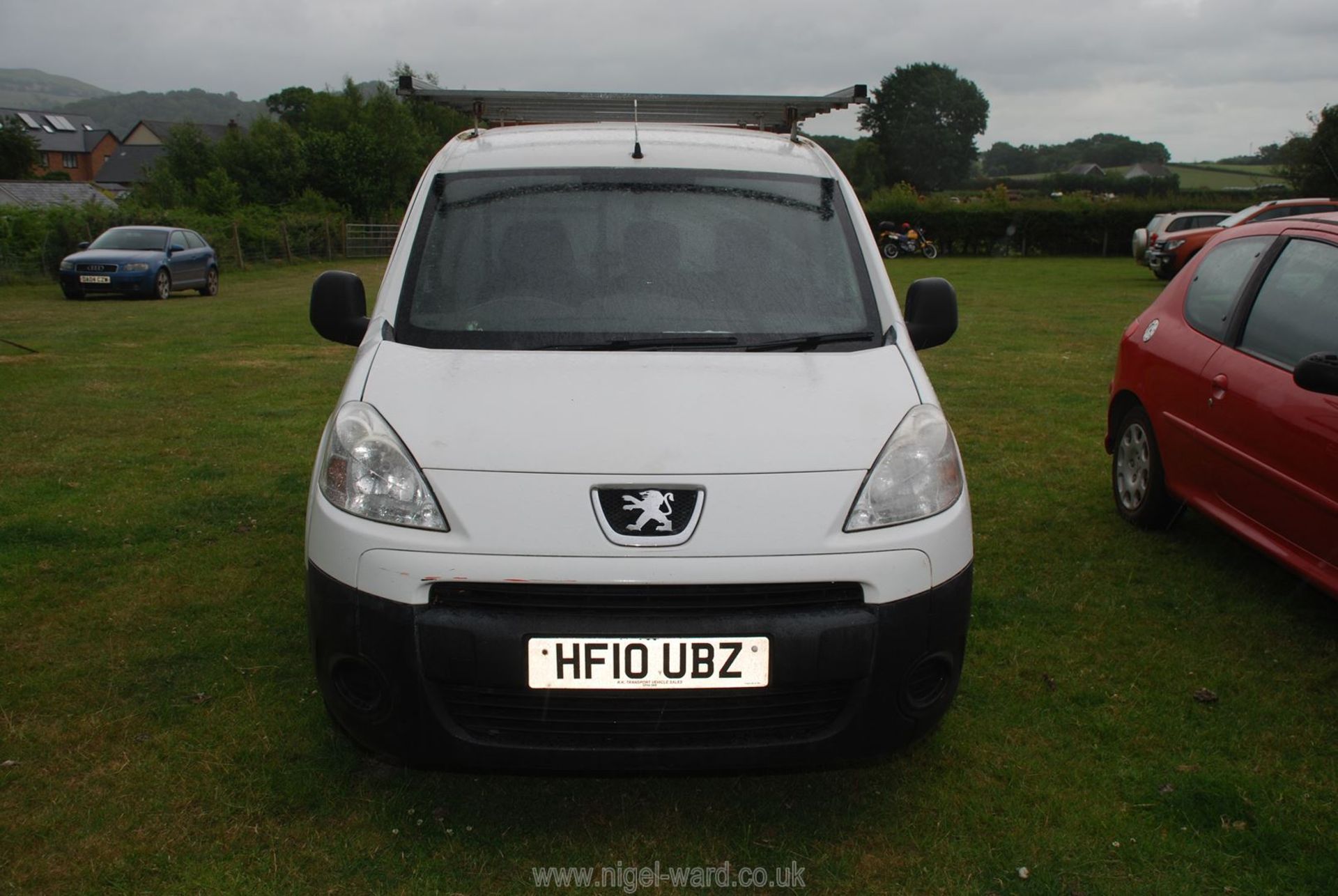 Peugeot Partner van, finished in white, reg. no. - Image 2 of 7