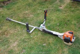 Stihl FS 460C strimmer (head missing) (ran at time of lotting).