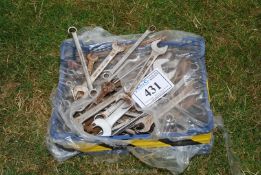 A quantity of spanners.