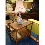 Tea trolley and a table lamp.