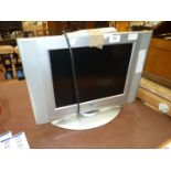 Flatron full screen TV with remote, large 15" screen.