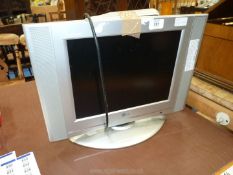 Flatron full screen TV with remote, large 15" screen.