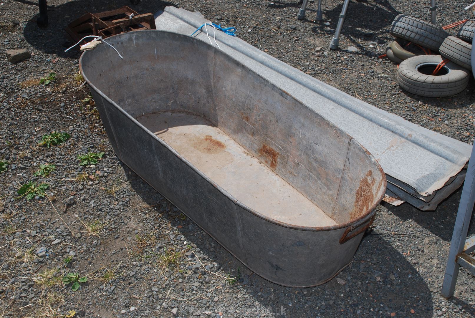 A galvanised bath with handles (hole in base. - Image 3 of 3