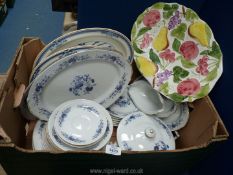 A quantity of Japanese Seyei dinnerware including tureen, plates, meat plates,