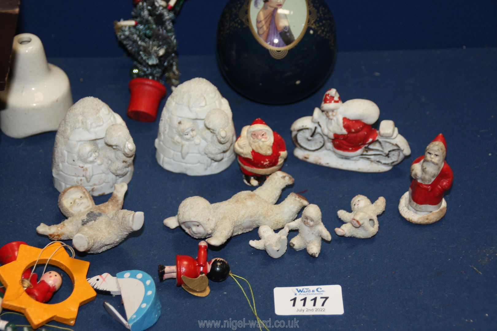 A small quantity of vintage Christmas and cake decorations including snow babies, etc. - Image 2 of 2