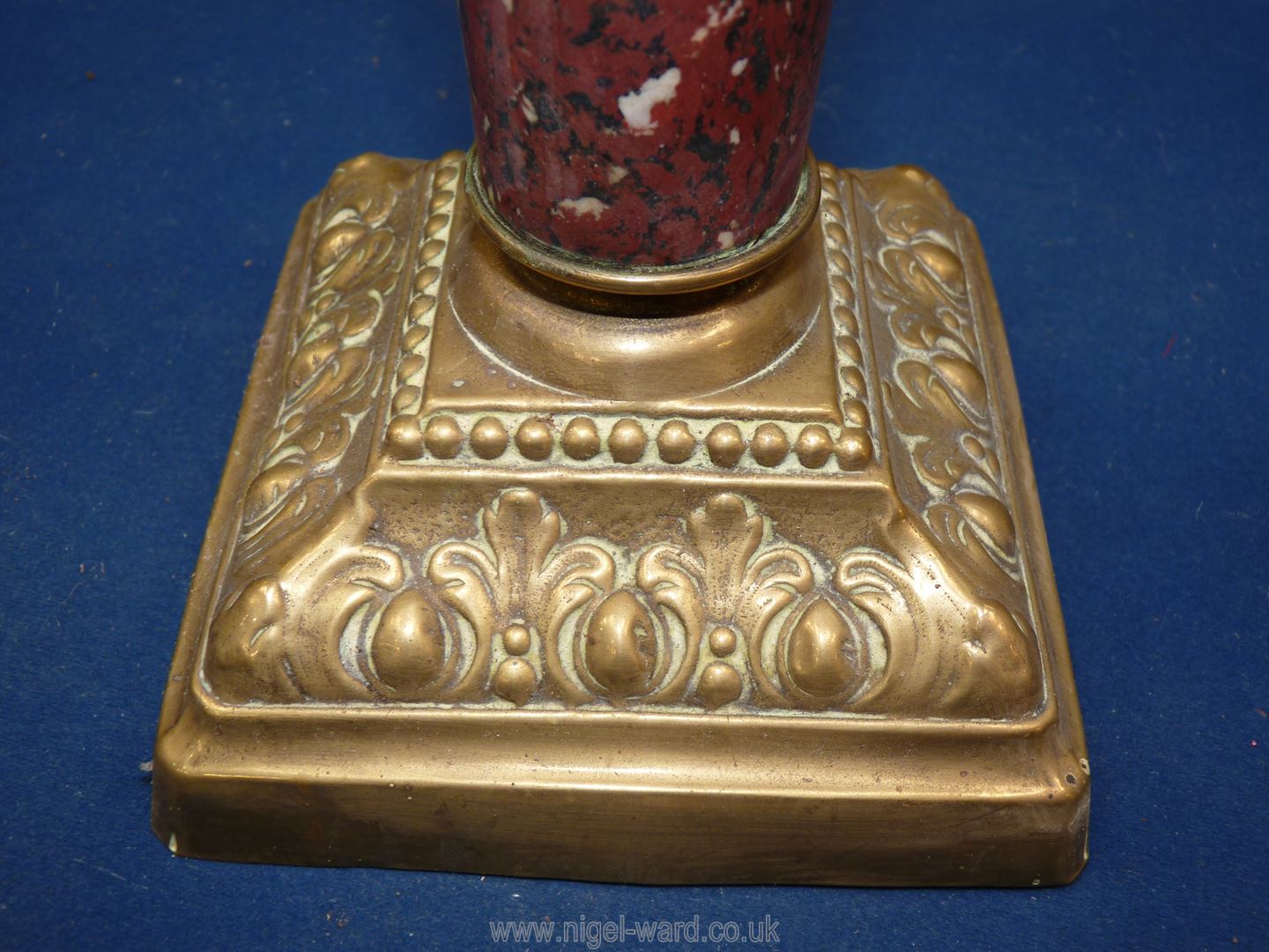 An Oil lamp on square brass bass, marbled effect stand, clear glass reservoir, no shade or chimney, - Image 11 of 12