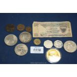 A small quantity of coinage including 1977 Jubilee crowns,