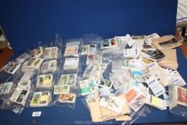 A good quantity of Cigarette and Trade cards including Brooke Bond etc full and part sets plus