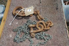 A large chain and shackle.