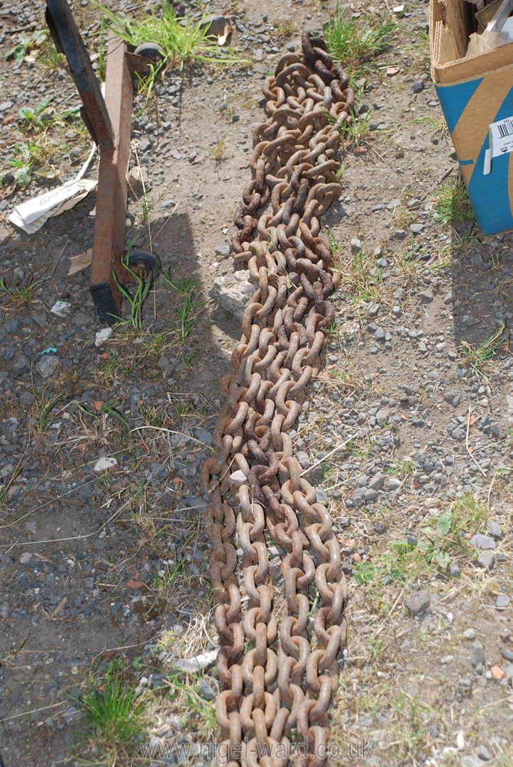 Two long lengths of heavy duty chain. - Image 2 of 3