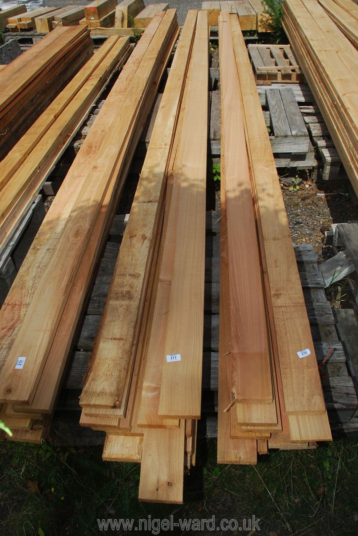 16 cedar boards 4" x 1" x 189" long.