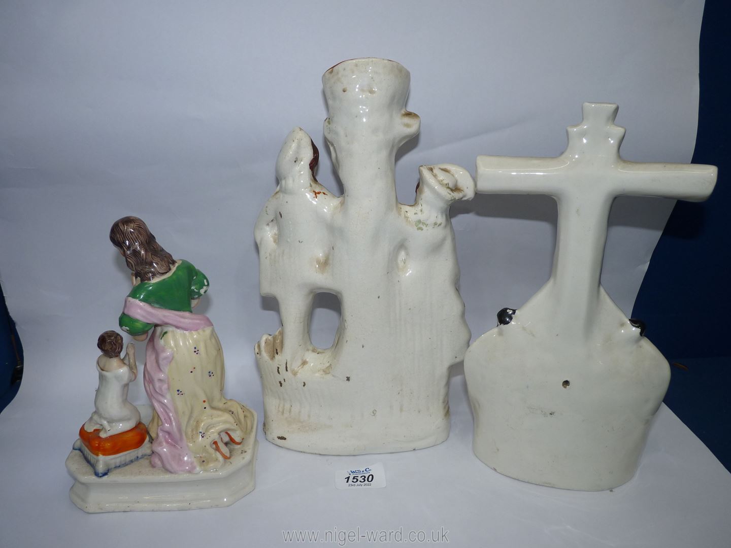 A flatback Staffordshire holy water stoup depicting Christ on the cross, - Image 2 of 2