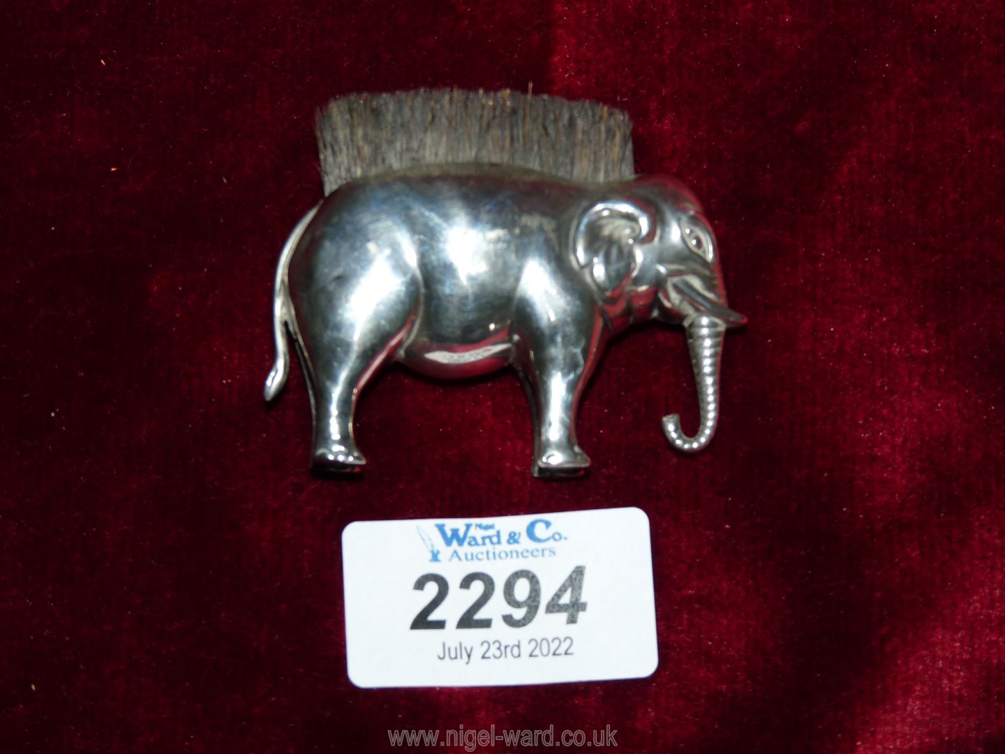 An unusual Silver pen nib cleaner in the form of an elephant Birmingham 1905 by maker Adie and - Image 2 of 2