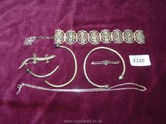 A Turkish silver bracelet, sterling silver lizard brooch, matching bangles (one a/f.) etc.