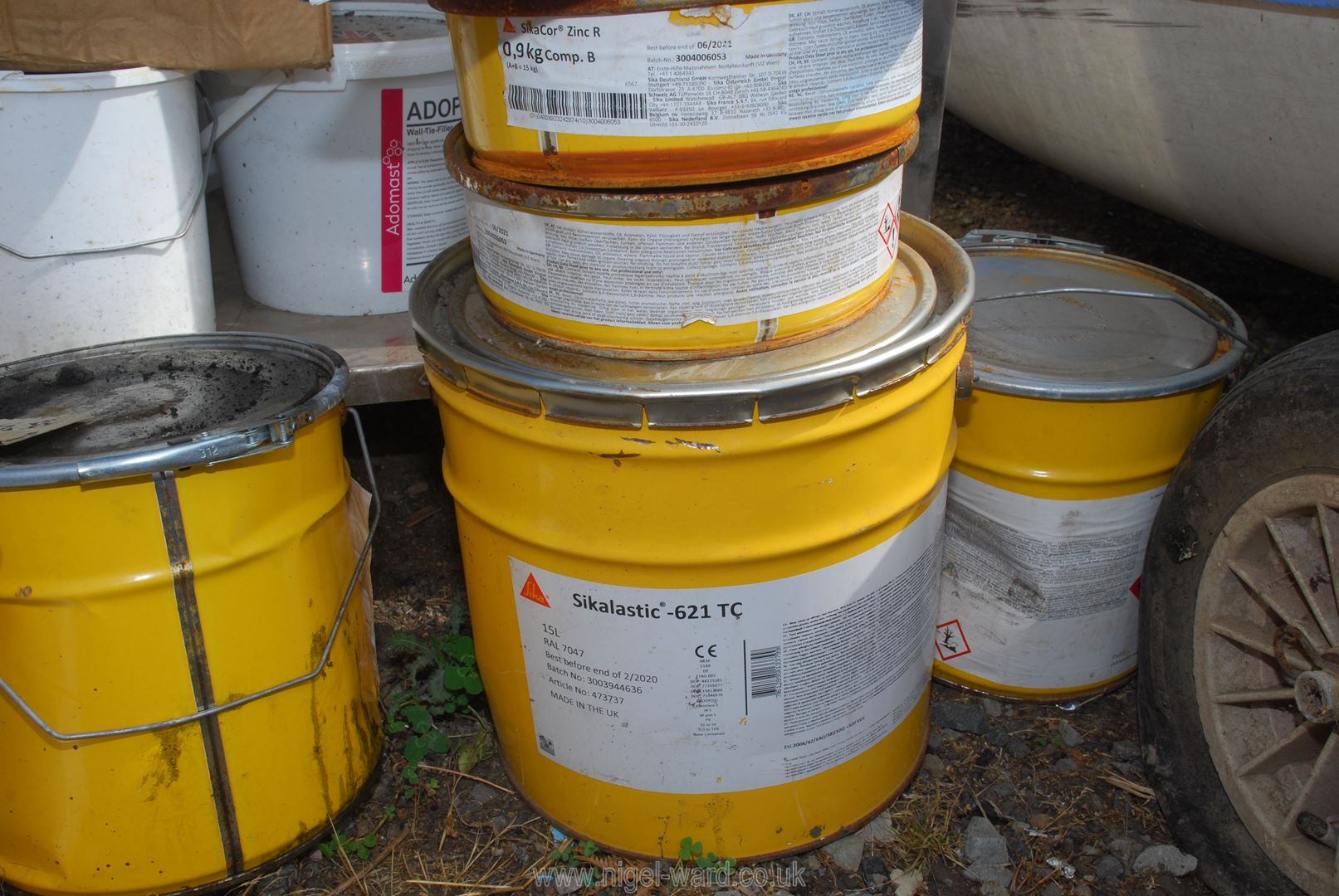 A quantity of 'Sika' Sikalastic, Sikacor, mastic wall tile filler, etc. - Image 4 of 11