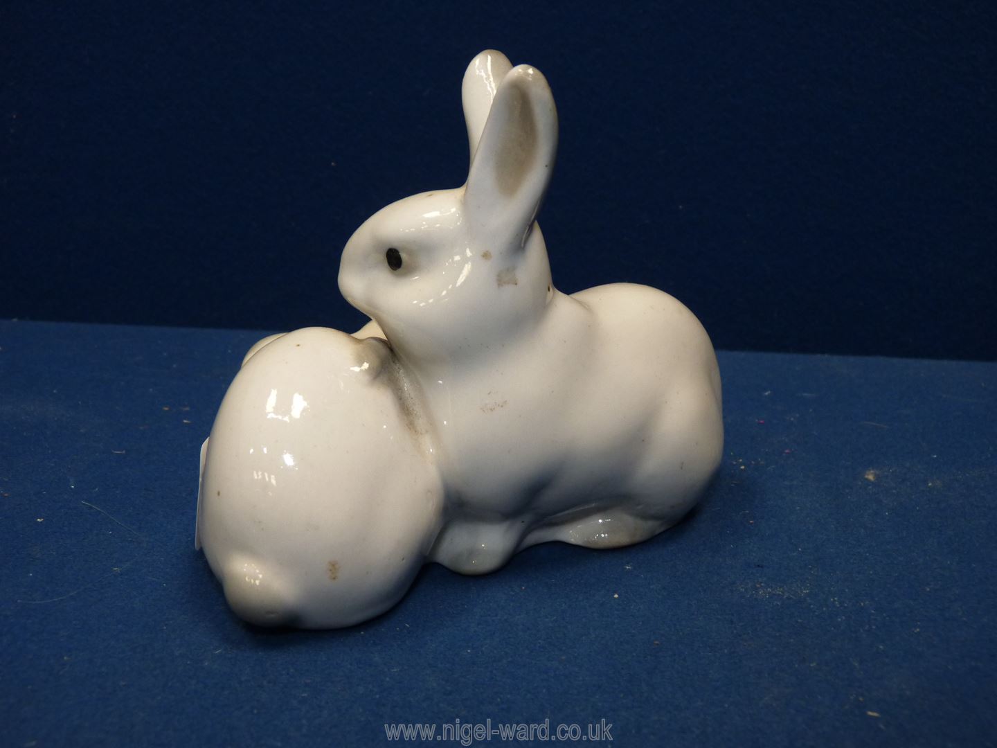 A USSR china figurine of a pair of rabbits. - Image 2 of 3