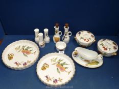 A small quantity of Royal Worcester 'Evesham' ware including two small lidded tureens,