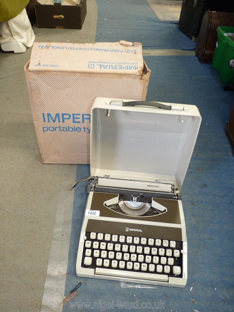 A boxed and cased Imperial ''Mercury'' Typewriter.