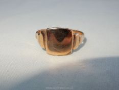 A 9ct gold signet ring (weight 4gms),