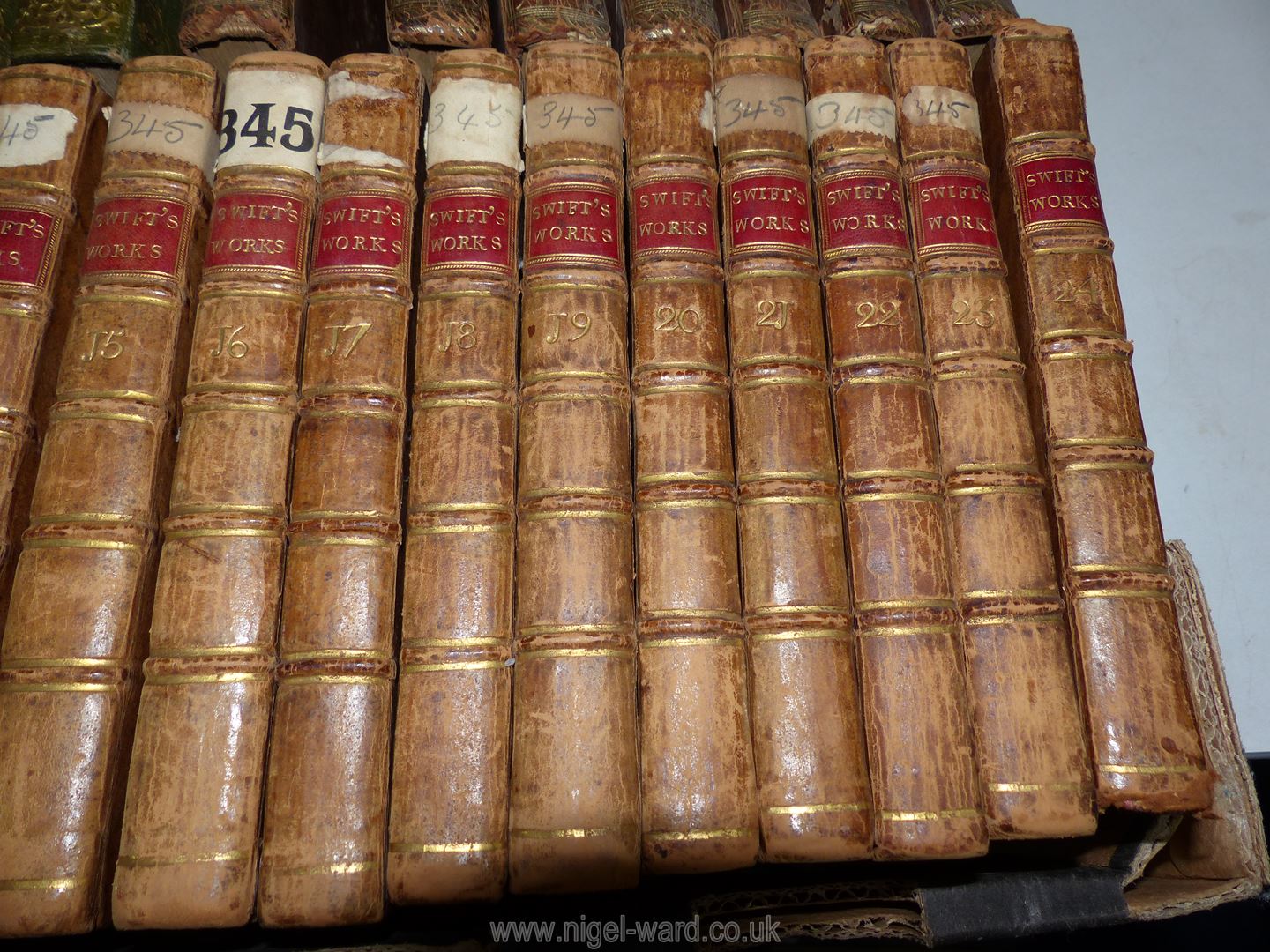 A quantity of leather bound books to include 24 volumes of Swift's works, - Image 5 of 107