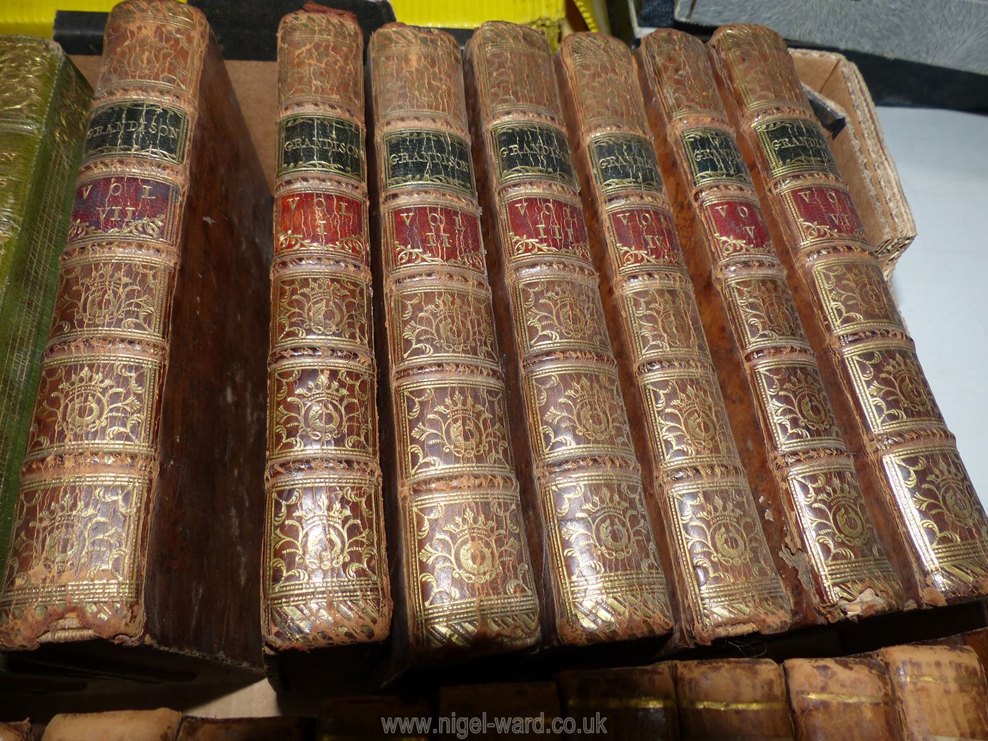 A quantity of leather bound books to include 24 volumes of Swift's works, - Image 7 of 107
