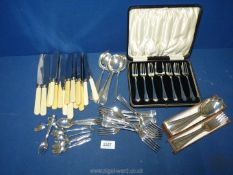 A quantity of cutlery including 2 x 6 bone handled knives (in different makes,) 2 x 6 teaspoons,