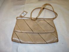 An Ottorino Bossi handbag.