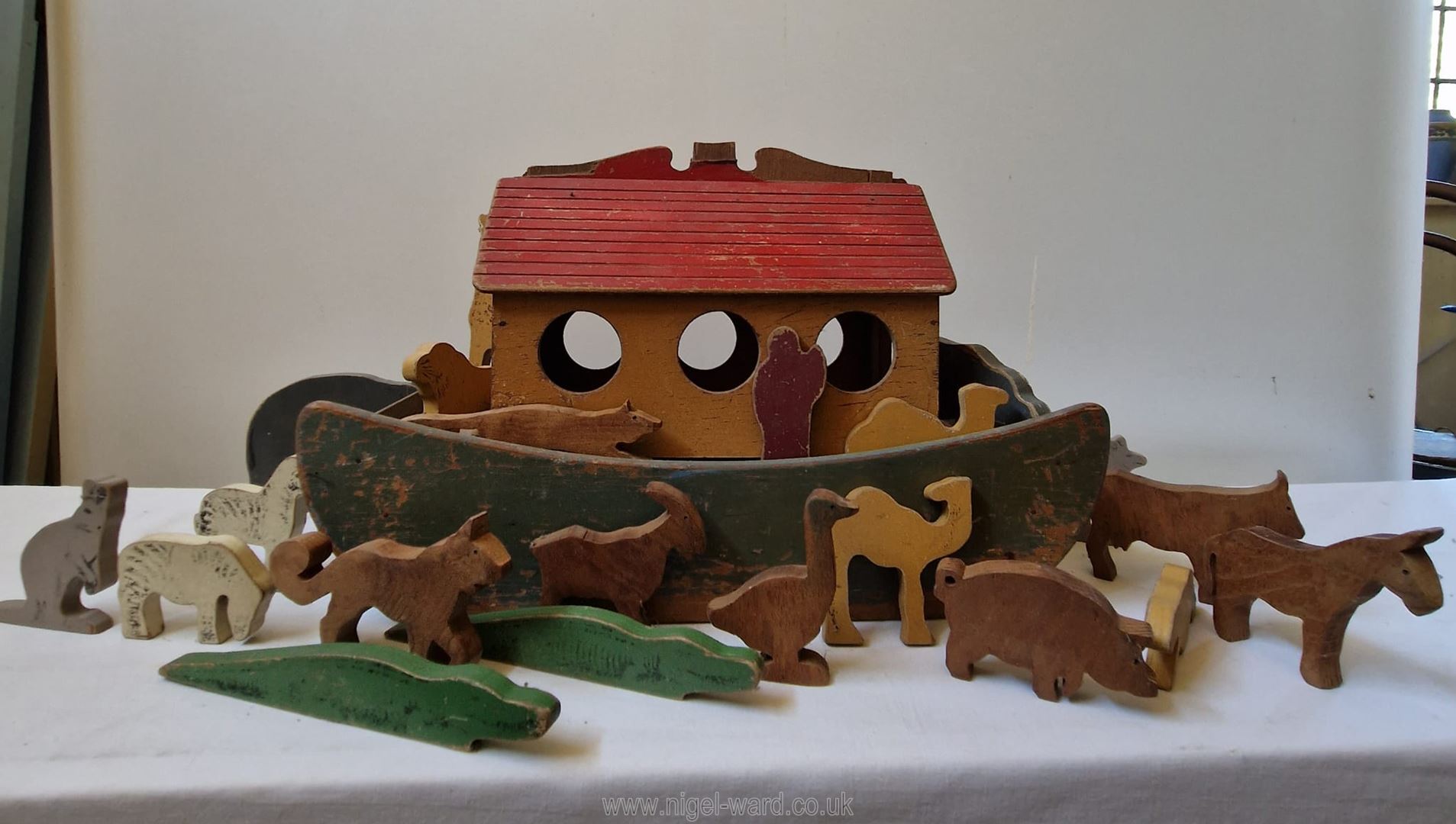 Tiger Toys of Petersfield: An early vintage wooden toy Noah’s Ark with 24 animals;