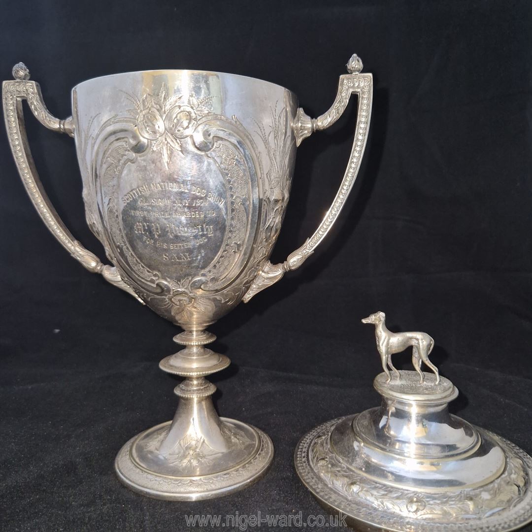 An exceptional Victorian silver-plated dog show trophy, 1874, presented to Mr P. - Bild 5 aus 7