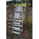 Two aluminium step ladders, (4 rung and 5 rung).