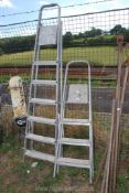 Two aluminium step ladders, (4 rung and 6 rung).