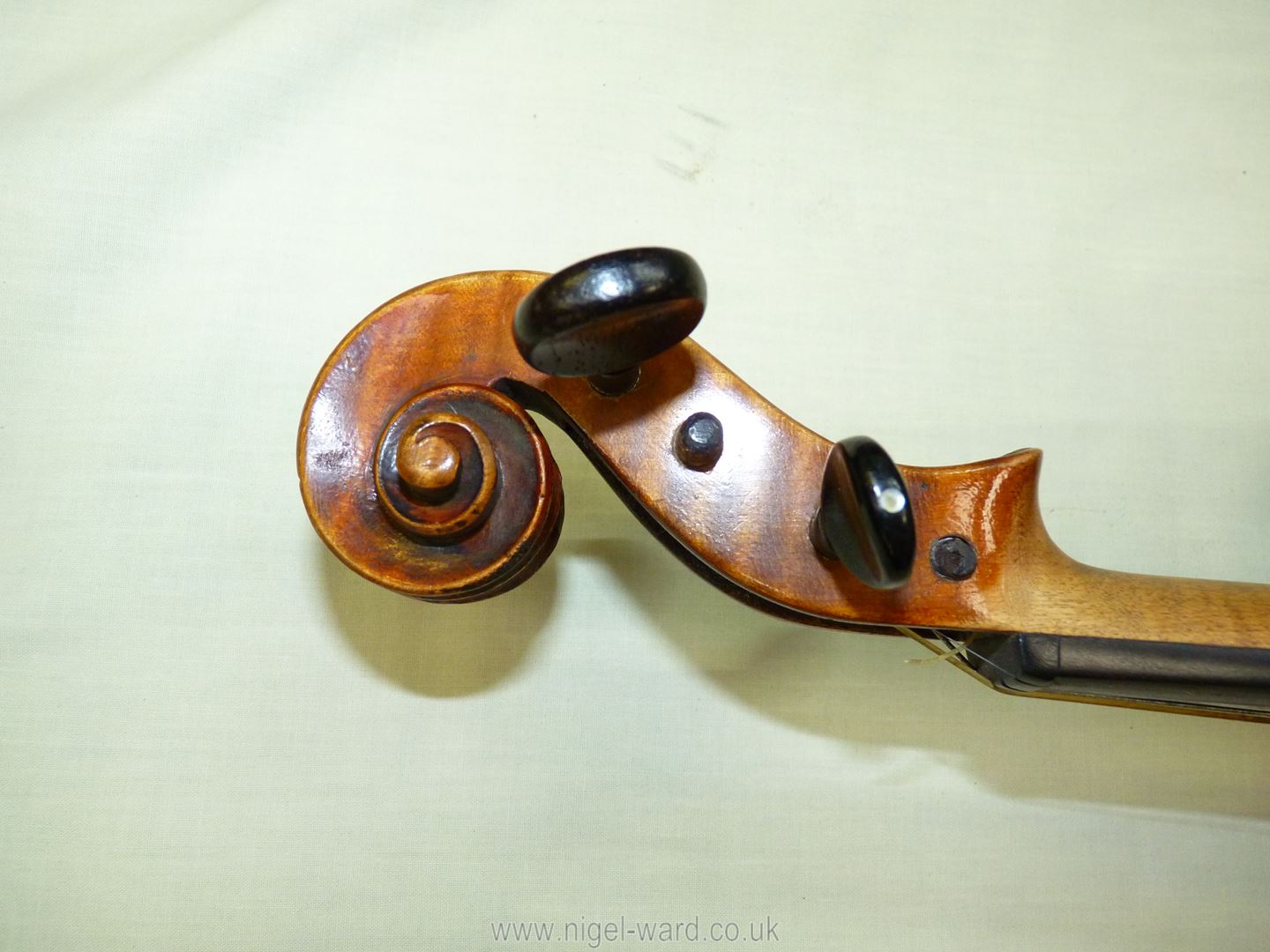 An antique violin having a well-carved scroll and nicely figured body including the back, - Image 8 of 49