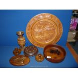 A very large carved treen platter (18" diameter), a treen fruit bowl, carved bowl & lid,