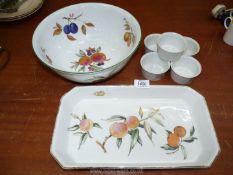 A quantity of china to include 5 Royal Worcester ramekins,