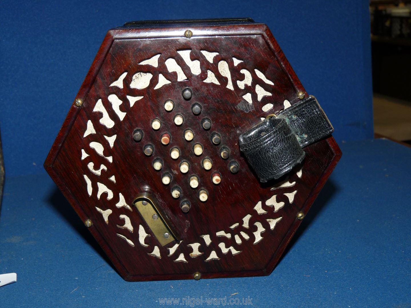 A possibly Rosewood cased 48 key Concertina by Lachenal & Co. London, serial no. - Image 5 of 7