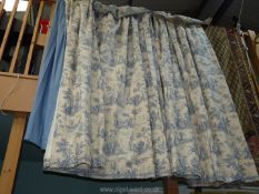 A pair of blue and cream Toile de Jony interlined curtains, width 89" approx., 93" drop approx.