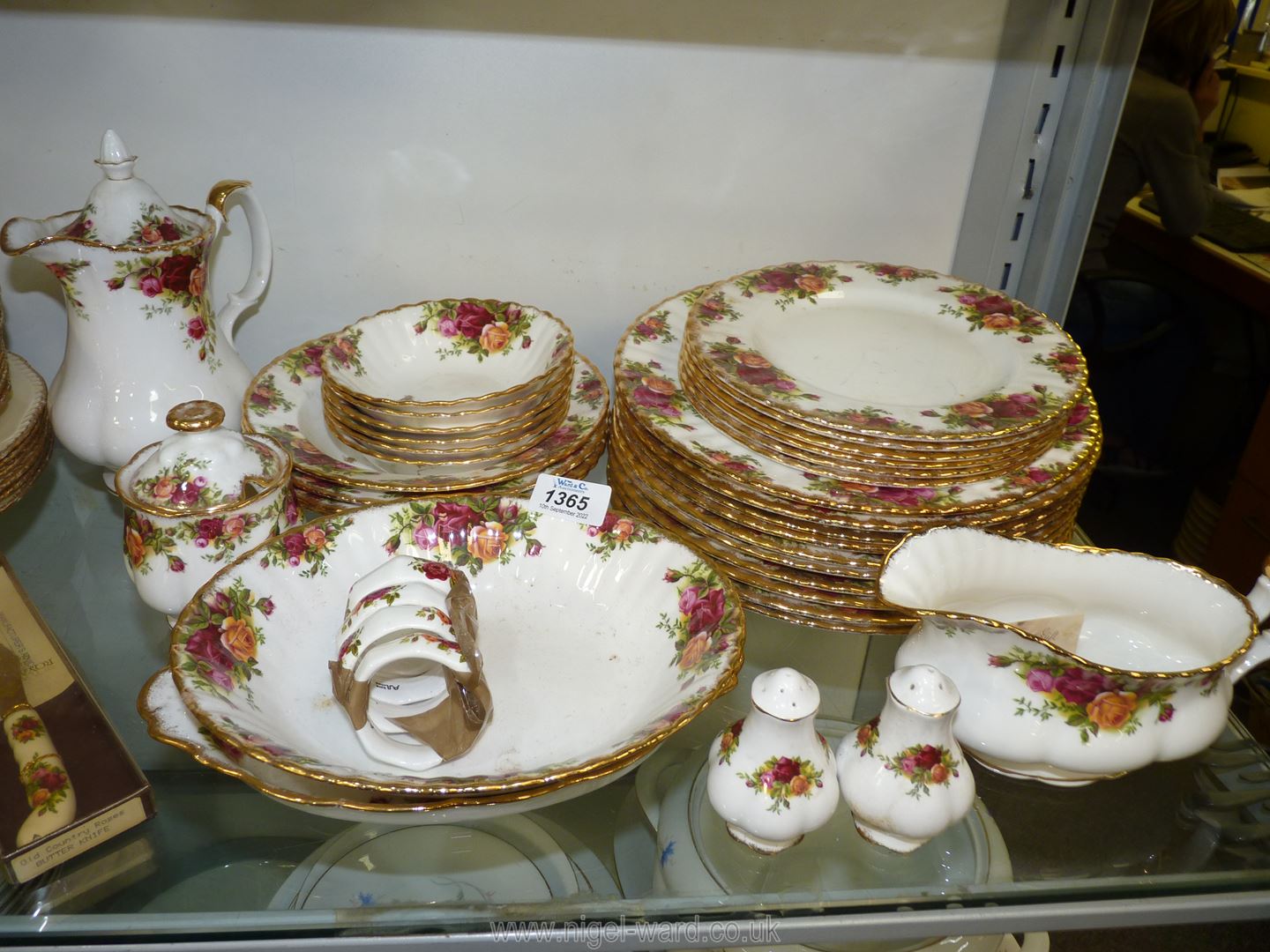 A quantity of Royal Albert ''Old Country Roses'' dinnerware including ten dinner plates,