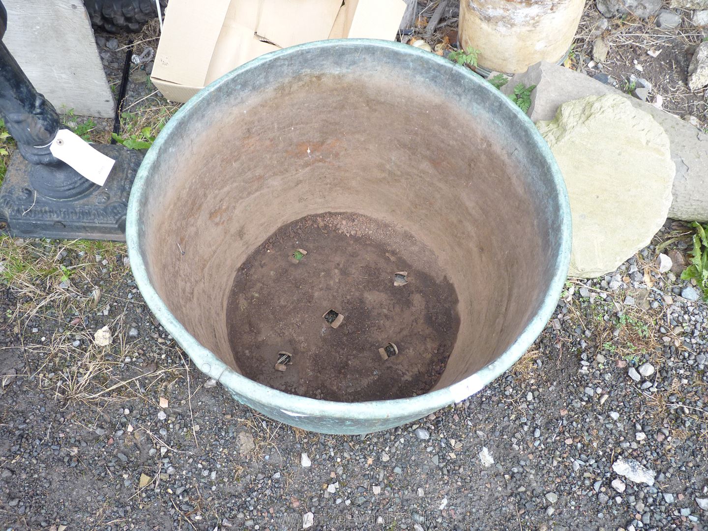 A riveted Copper boiling pot, converted to a planter or useful as a log box, - Image 2 of 14