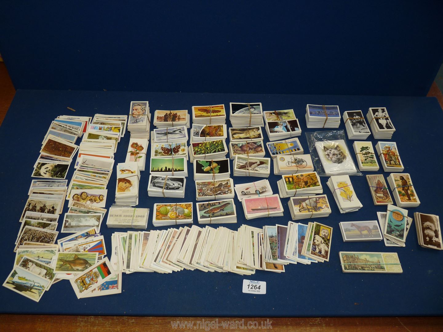 A large quantity of tea and cigarette cards including Ty-phoo, Brooke Bond, Craven black cat,